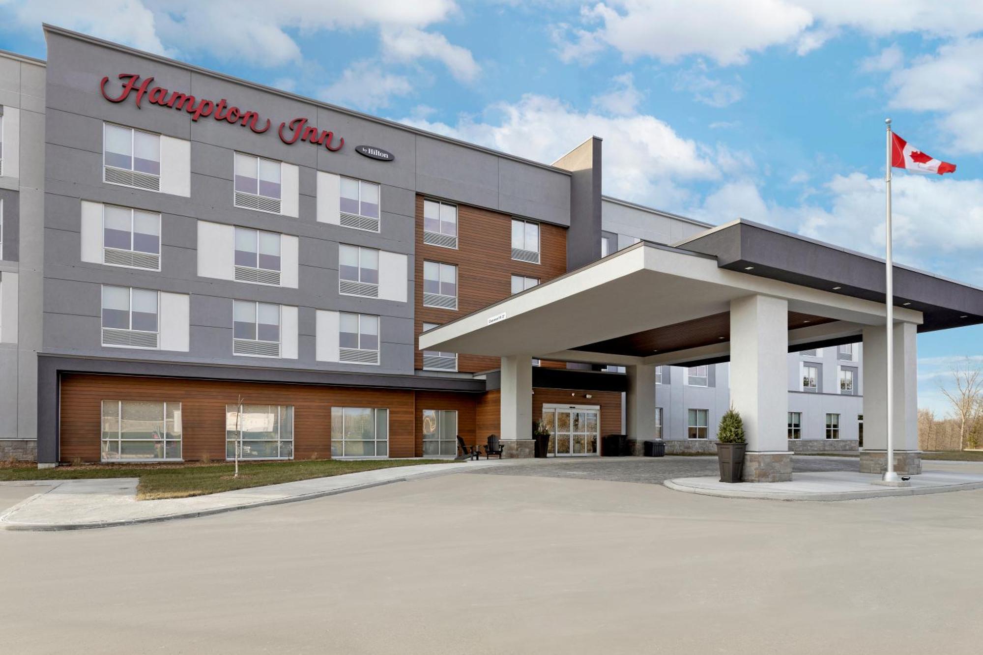 Hampton Inn By Hilton Cornwall Buitenkant foto