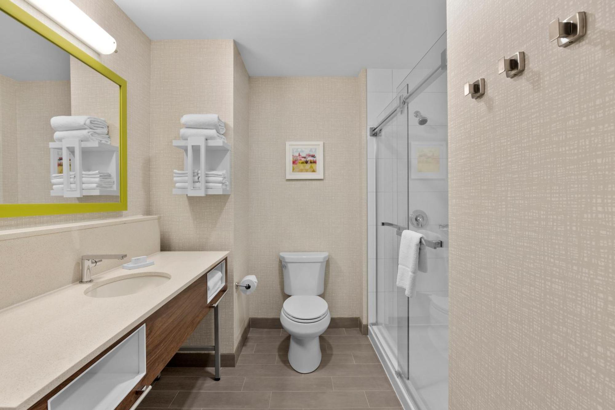 Hampton Inn By Hilton Cornwall Buitenkant foto