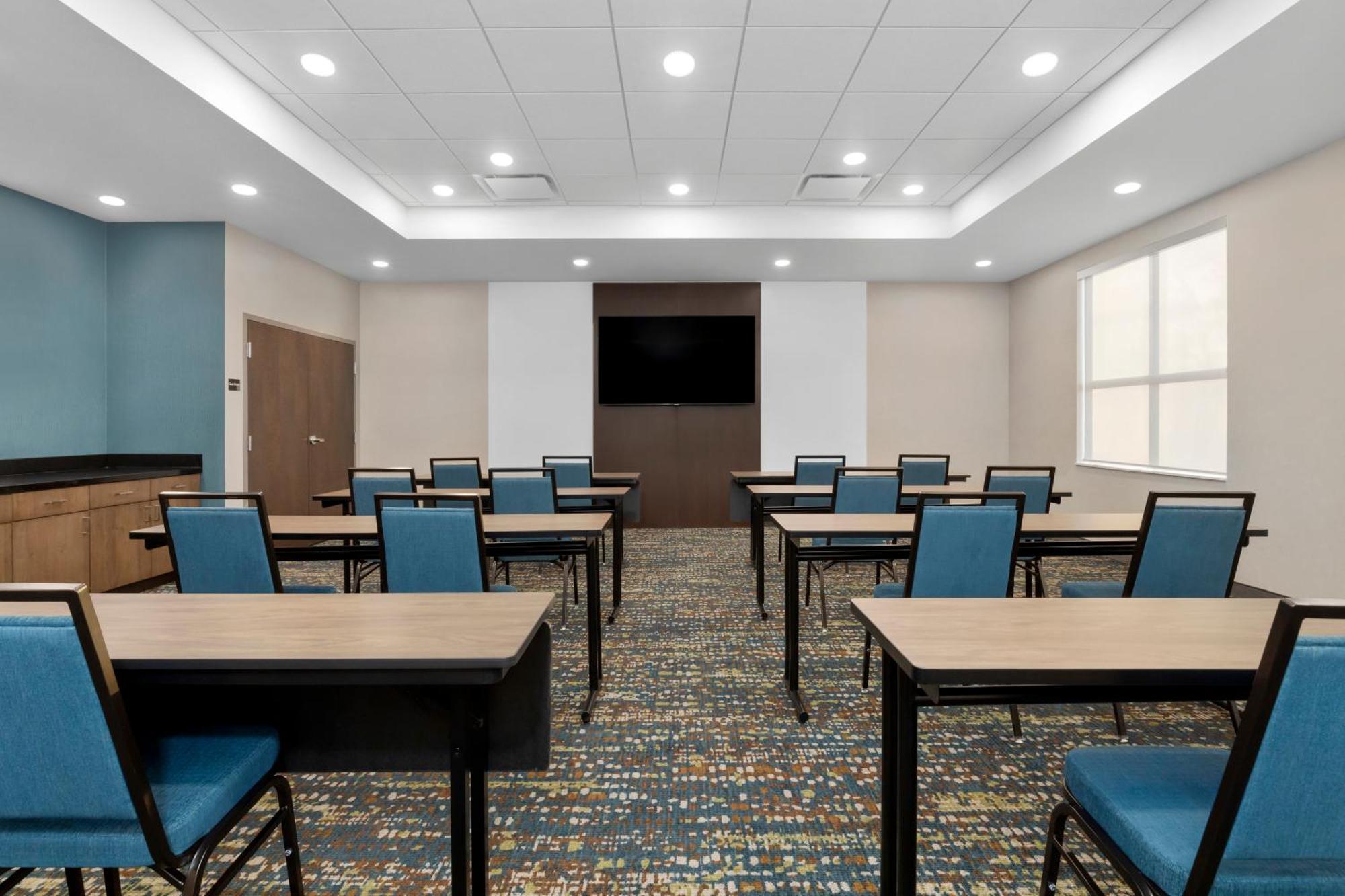 Hampton Inn By Hilton Cornwall Buitenkant foto
